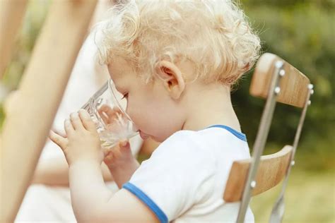 这5个症状说明宝宝缺水了，等渴了再喂就迟啦！|宝宝|水分|症状_新浪育儿_新浪网