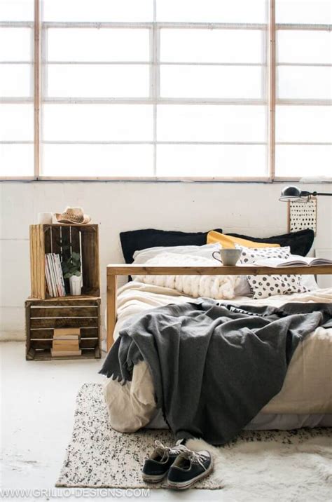 Build Over Bed Table 的图像结果