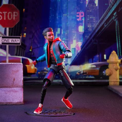 Buy Hasbro Marvel Legends Series Spider-Man: Into the Spider-Verse ...
