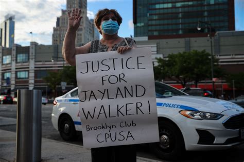 Jayland Walker autopsy shows 46 bullet entrance and graze wounds ...