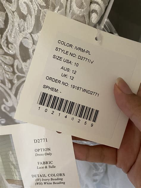 Essense of Australia D2771 New Wedding Dress Save 23% - Stillwhite