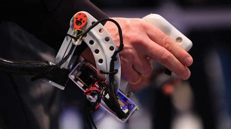 Reframe the Computer Machine 的图像结果