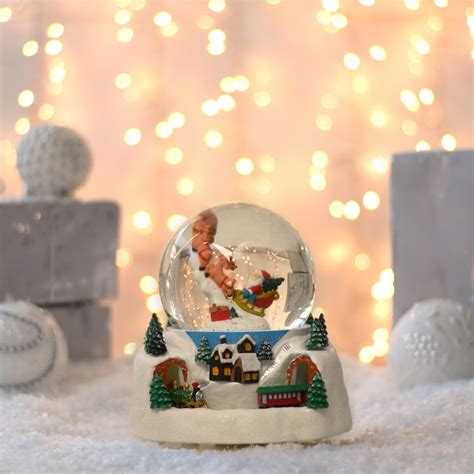 Christmas Spinning Glitter Snow Globe
