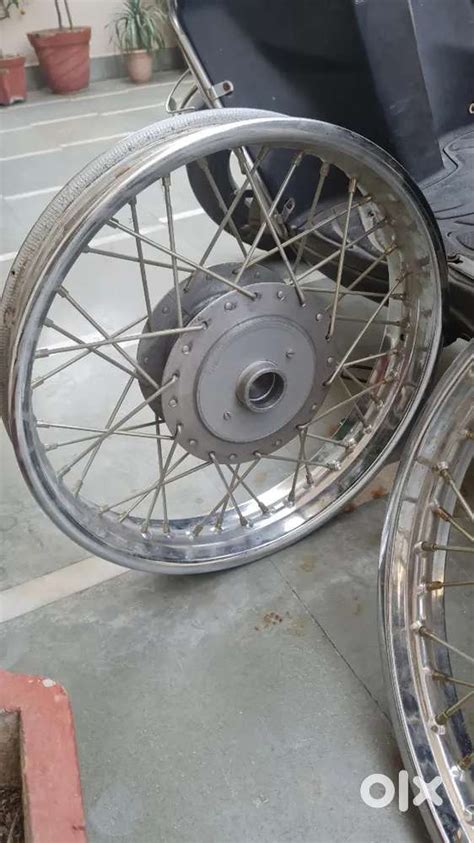 Original rims of Royal enfield classic 350 - Spare Parts - 1818584246