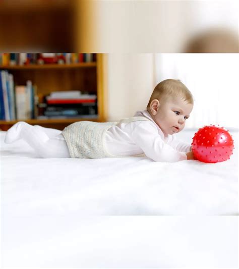 Baby's Chapped Lips: Causes, Home Remedies And Prevention