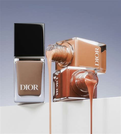 31 nail polish tricks and tips for a salon-worthy manicure at home ...