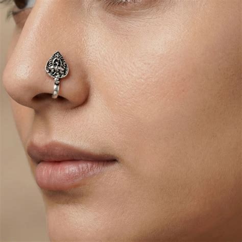 Keki Nose Pin – The Nakhra Store