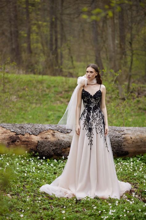 Gothic wedding dresses online