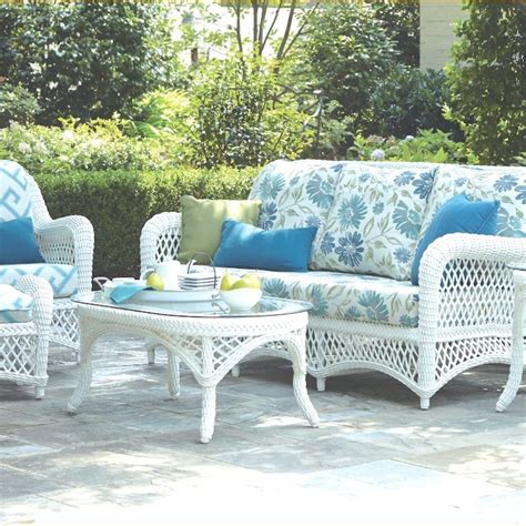 The Benefits Of White Wicker Patio Furniture - Patio Designs