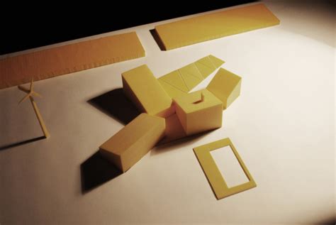 Open Field Building 的图像结果