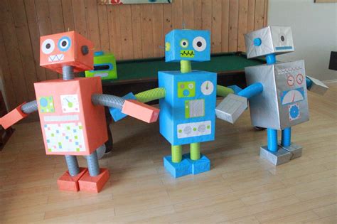 Comment Fabriquer Un Robot En Carton 的图像结果