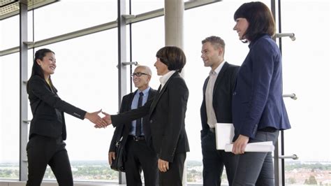 People Doing the It 的图像结果