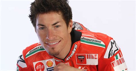 Ducati bereitet sich für 2010 vor - MotoGP 800 ccm - SPEEDWEEK.com