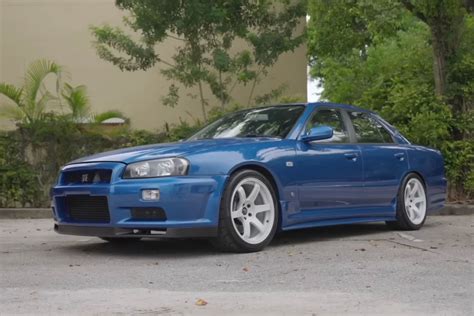 800-HP Nissan Skyline R34 Is A 4-Door GT-R For The Whole Family