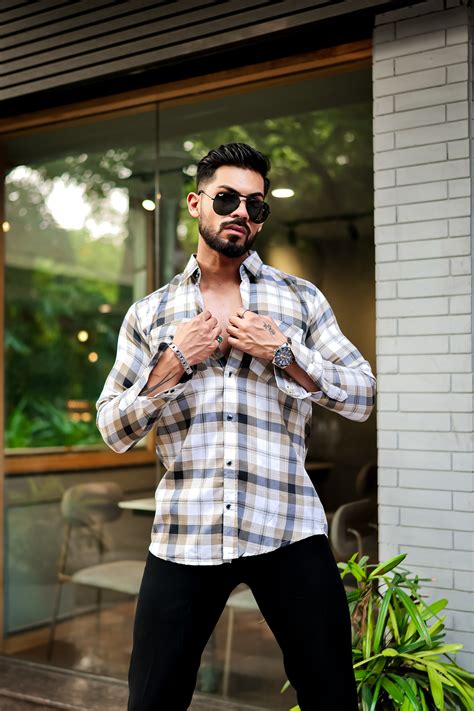 Light Grey Double Pocket Checkered Shirt – Trrendo