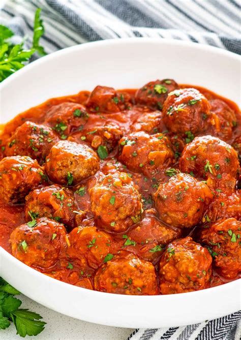 https://www.jocooks.com/wp-content/uploads/2012/11/italian-meatballs-1-2-1-1087x1536.jpg