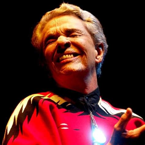 EN EL ULTIMO TRAGO - Chavela Vargas - LETRAS.COM