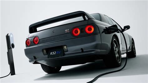 Nissan Built This Electric R32 Skyline GT-R to Match the Original as ...