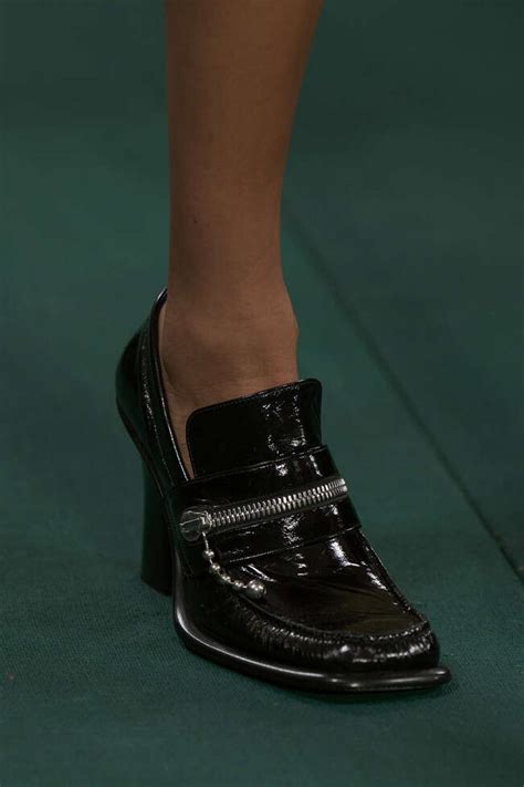 Burberry's S/S 24 Collection Is A Modern Classic | Grazia India