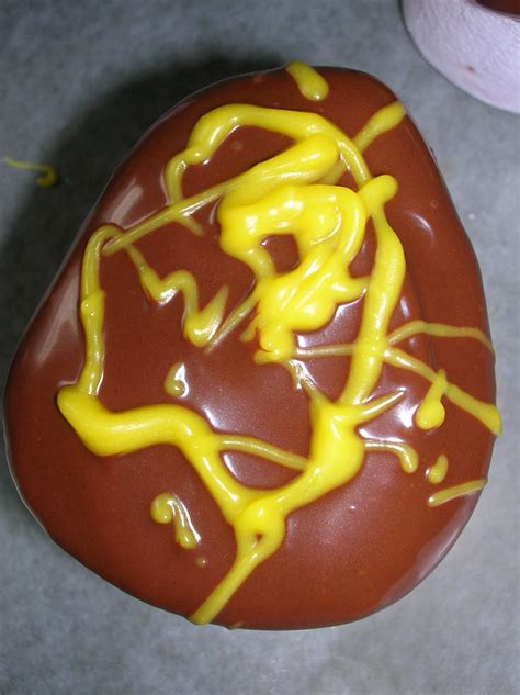 Rindy Mae: Chocolate-Dipped Marshmallow Eggs