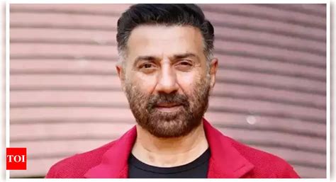 Shaheed Diwas: Sunny Deol remembers Bhagat Singh, Sukhdev and Rajguru ...