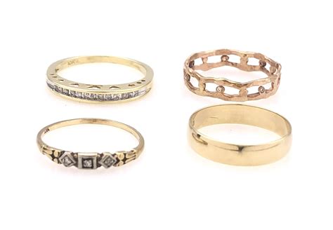 Lot - 4PC 10K YELLOW ROSE GOLD DIAMOND RINGS