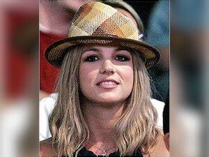 Spears throws tantrum during flight