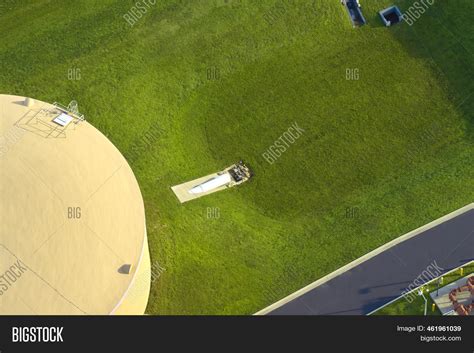 ภาพและภาพถ่าย (ทดลองใช้ฟรี) | Bigstock