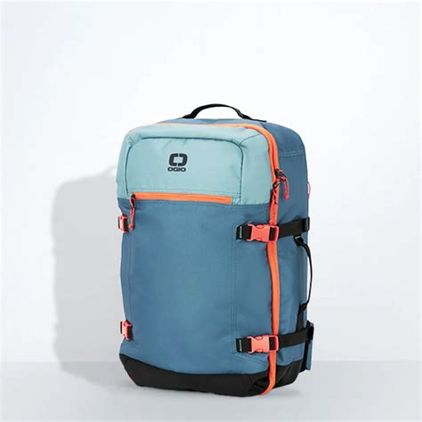 Best Backpacks for Honeymoon Trips to Cold Places (India + Abroad)