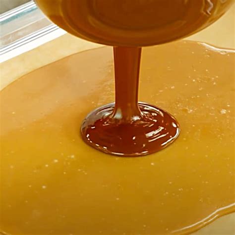 Making Toffee Candy 的图像结果