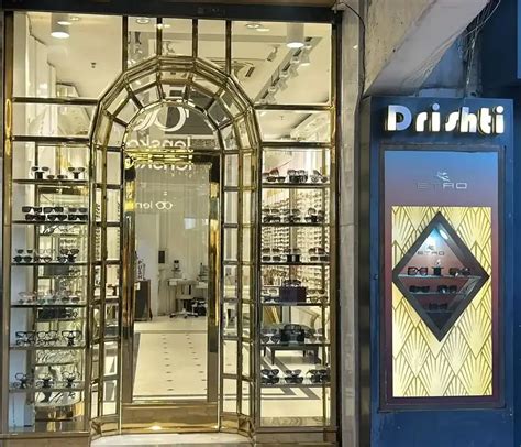 Designer & Luxury Eyewear Boutiques | Drishti Platinum