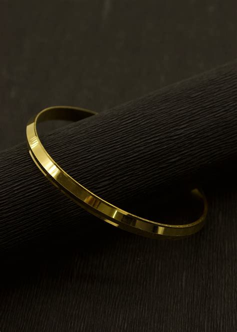 GLAMOROUS GOLD PLATED KADA – Sonchafa