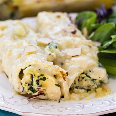 Manicotti With Cream Chicken And Artichokes