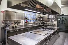 cucina ristoranti arredamento in acciaio inox per ristoranti roberto cucina ristoranti arredamento in acciaio inox per ristoranti roberto