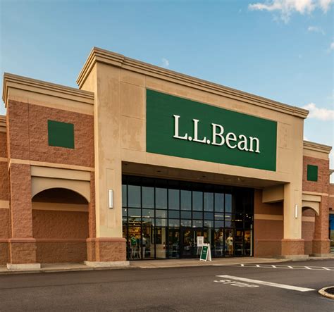 L.L.Bean – Erie, PA | Outdoor, Camping & Clothing Store