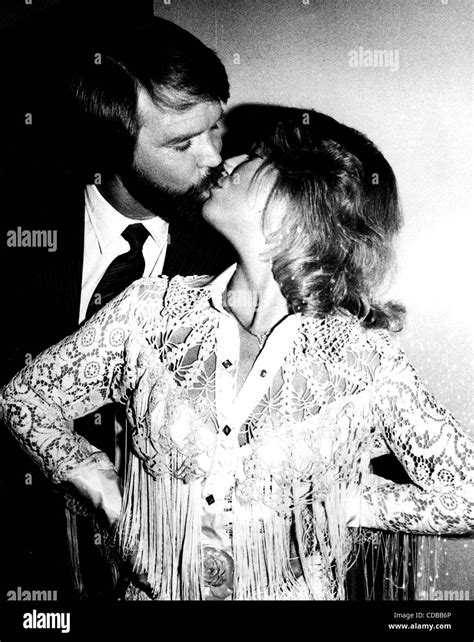 TANYA TUCKER AND GLEN CAMPBELL.(Credit Image: Â© Judie Burstein/Globe ...