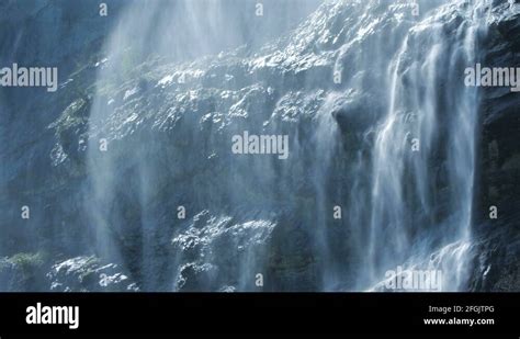 Water Spring Scenery 的图像结果