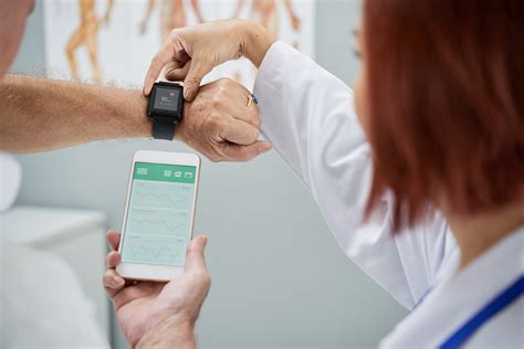 5 New and Emerging Wearable Medical Devices | Docwire News