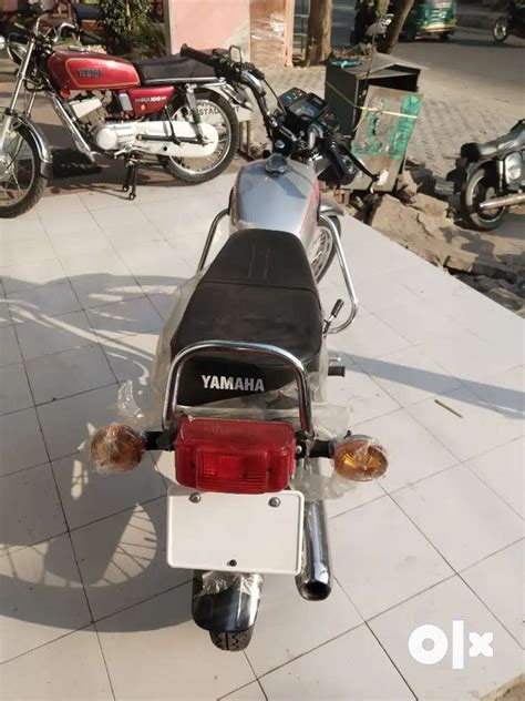 Yamaha RX 100 - Motorcycles - 1789478989