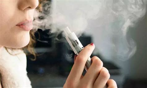 E-cigarette and cannabis social media posts pose risks for teens, study ...