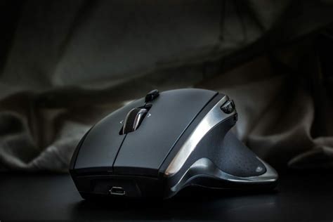 How to Change Mouse Sensitivity (DPI) and Other Settings in Windows 11 - Guiding Tech