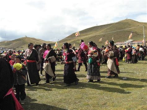 Raja Local People 的图像结果