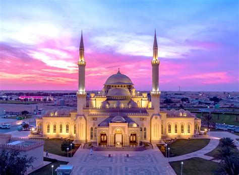 Memorable 4 Days 3 Nights Sharjah Honeymoon Package - Myholidays.com