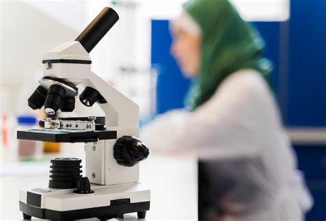 Science Microscope Side View 的图像结果