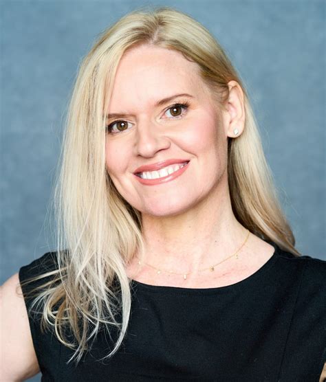 About Dr. Elizabeth Scott - Dr. Elizabeth Scott