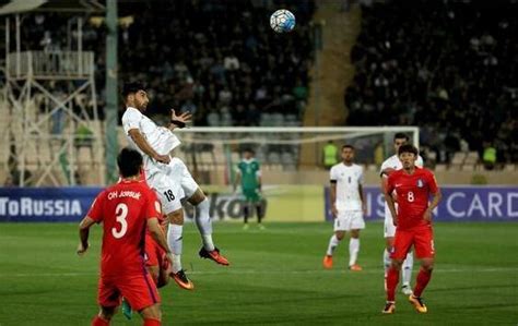 世预赛-惊现踩踏爆头 韩国主场0-0战平10人伊朗