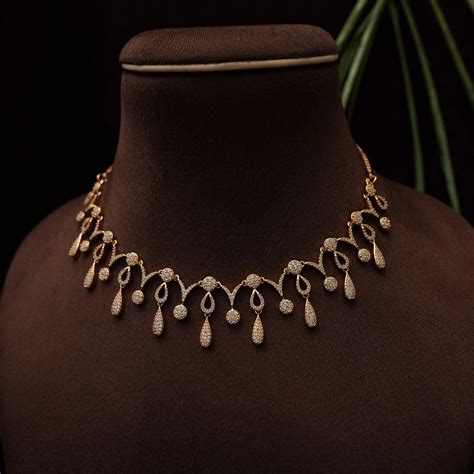 Shop Minimal Necklace for Women Online Starting @ ₹1,650