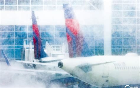 受冬季風暴影響美國上千架次航班被取消