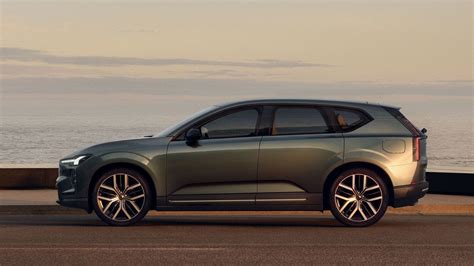 What to know about the B6 engine in the 2025 Volvo XC60