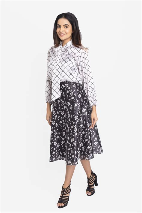 Monochrome Grid Bow-Neck Co-ord Set – RReflekt